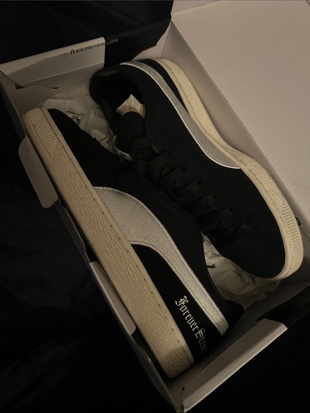 Puma Black Sneakers with Silver Stripe and Cream Sole